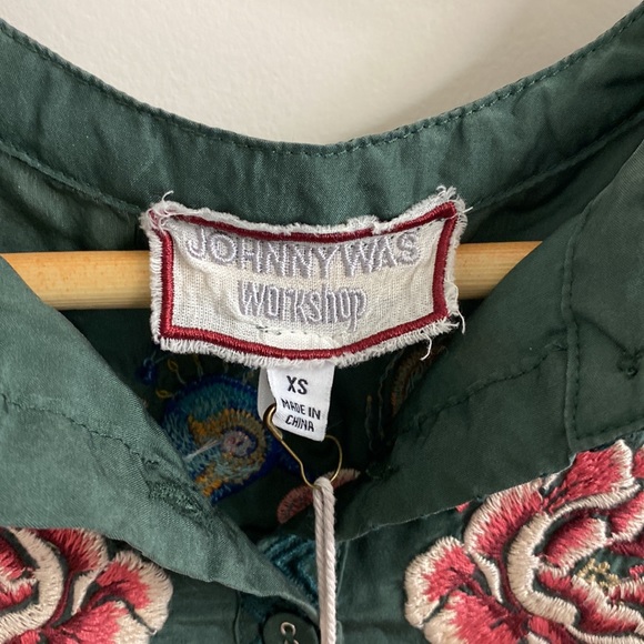 NWT Johnny Was button down blouse - Picture 3 of 5